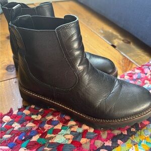 Black Chelsea Boots 9.5 women’s